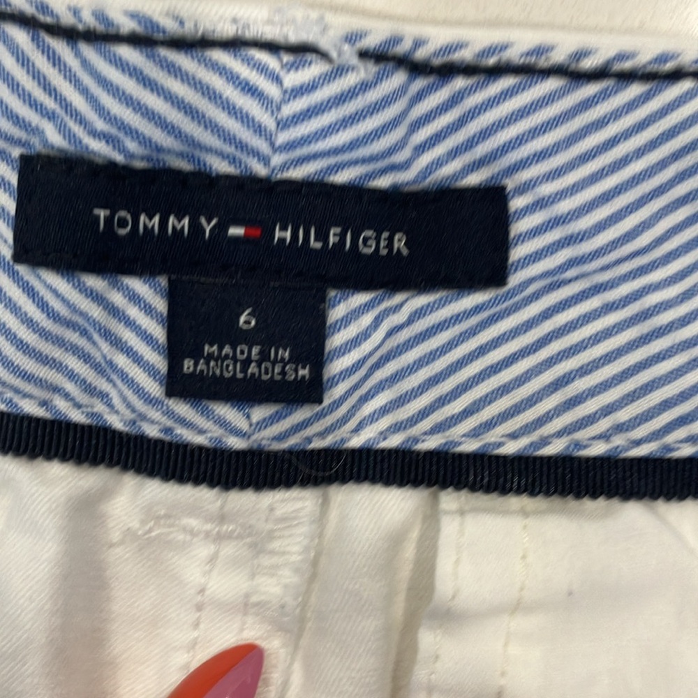 Tommy Hilfiger white summer shorts - Picture 2 of 3